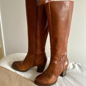 CLARKS MISSION BRYNN TALL LEATHER BOOTS - Cognac Brown, Size 6.5M